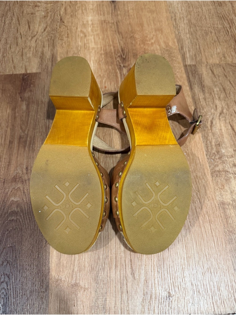 UGG Women’s Size 9 Brown Leather Janie Ankle Strap Platform Sandals - Picture 3 of 9